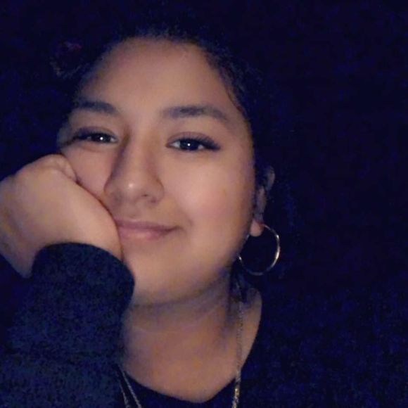 Meet your Posher, Ana - Picture 1 of 1